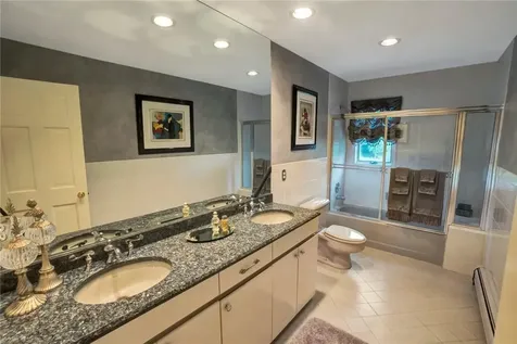 2 Abbey Road Orangeburg NY 10962