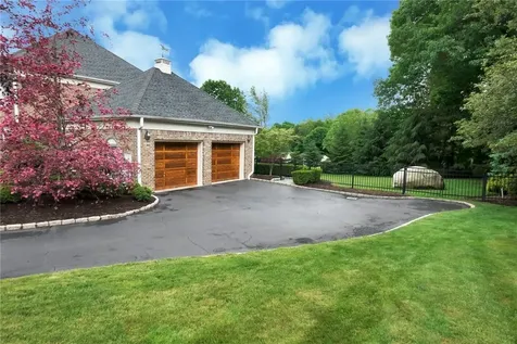 2 Abbey Road Orangeburg NY 10962