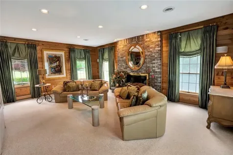 2 Abbey Road Orangeburg NY 10962