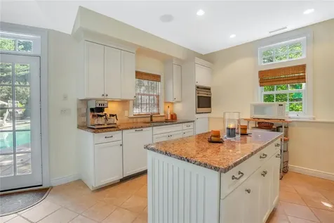 13 Sunderland Lane Katonah NY 10536
