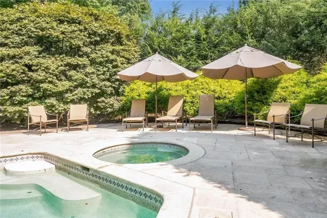 13 Sunderland Lane Katonah NY 10536