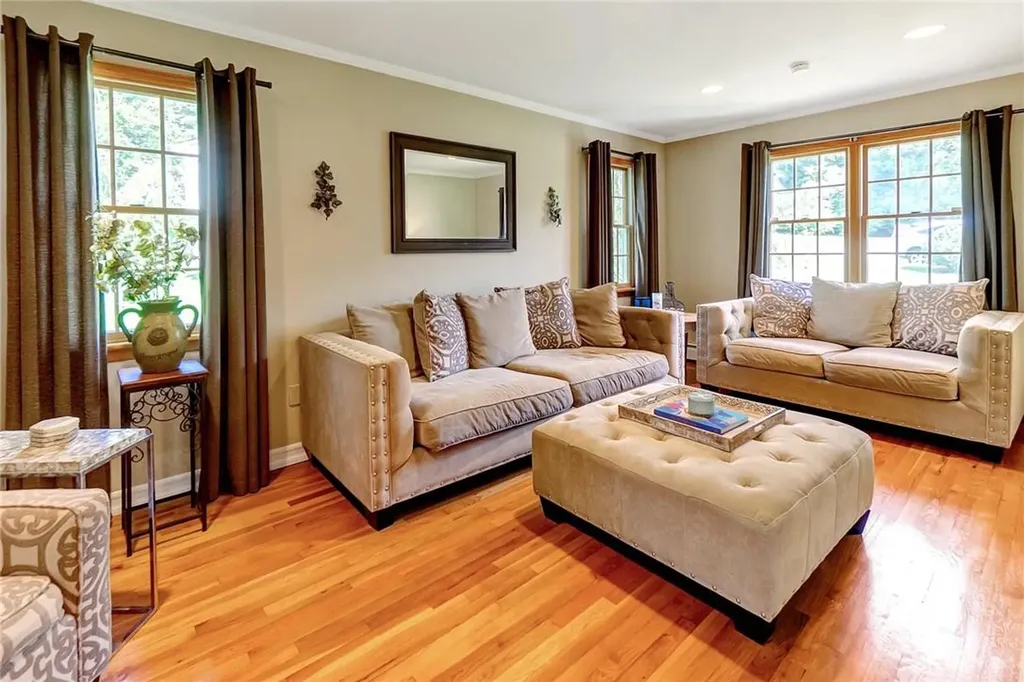 5 Samson Drive Pleasantville NY 10570