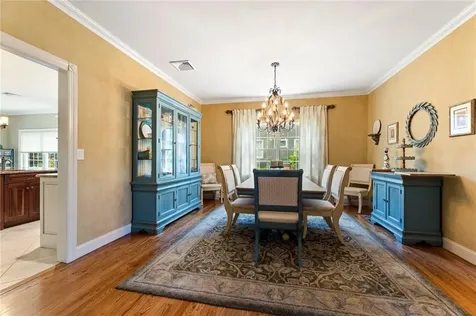 18 Carley Court West Nyack NY 10994