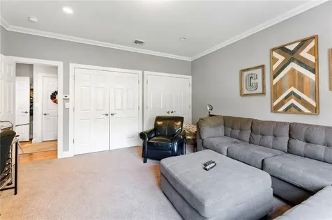 18 Carley Court West Nyack NY 10994