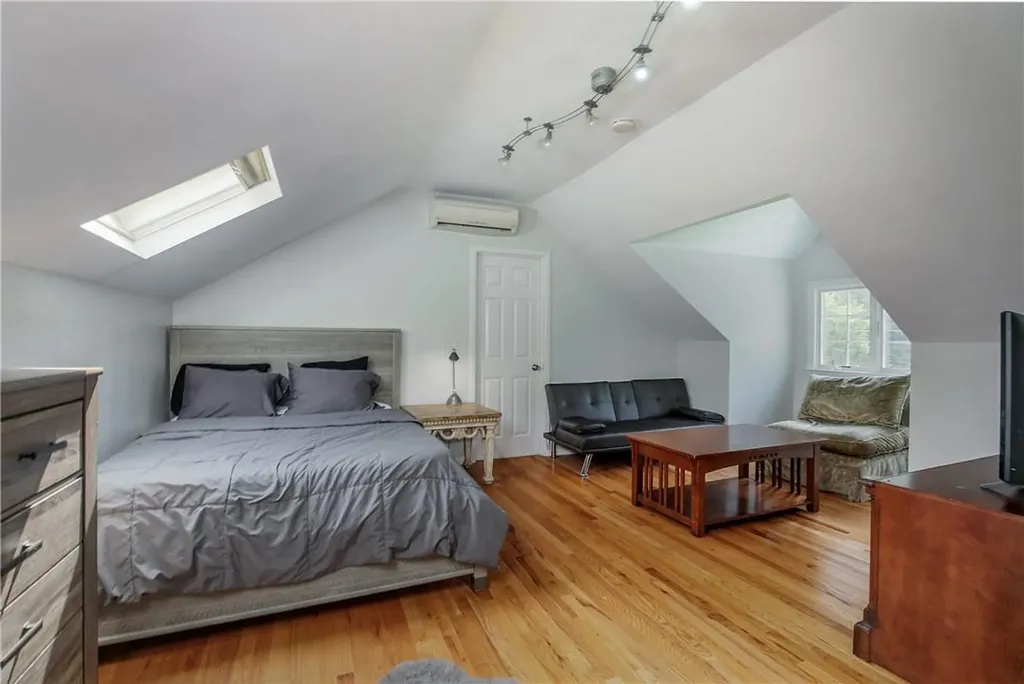 11 Normandy Road Larchmont NY 10538