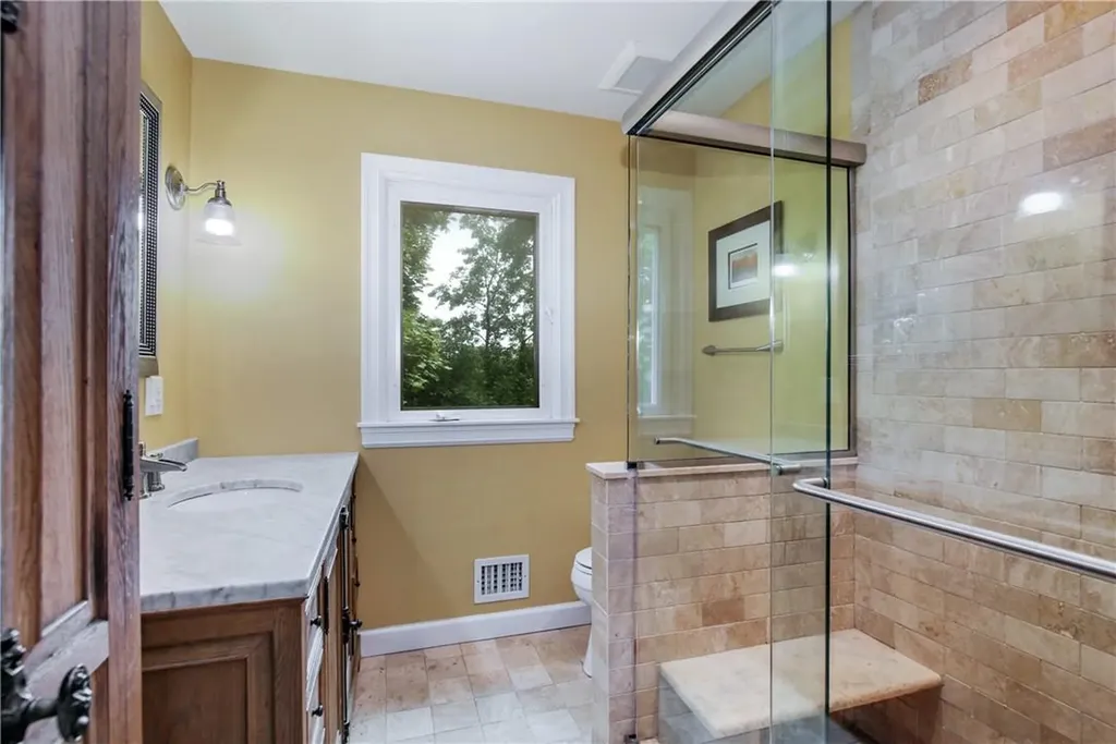 11 Normandy Road Larchmont NY 10538