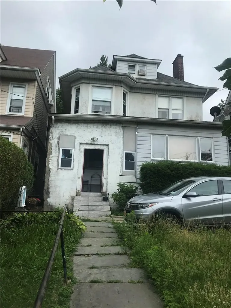 408 Warburton Avenue Yonkers NY 10701