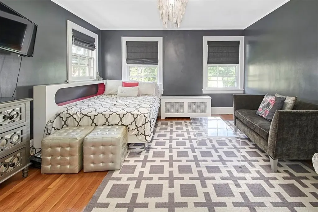 46 Bates Road Harrison NY 10528