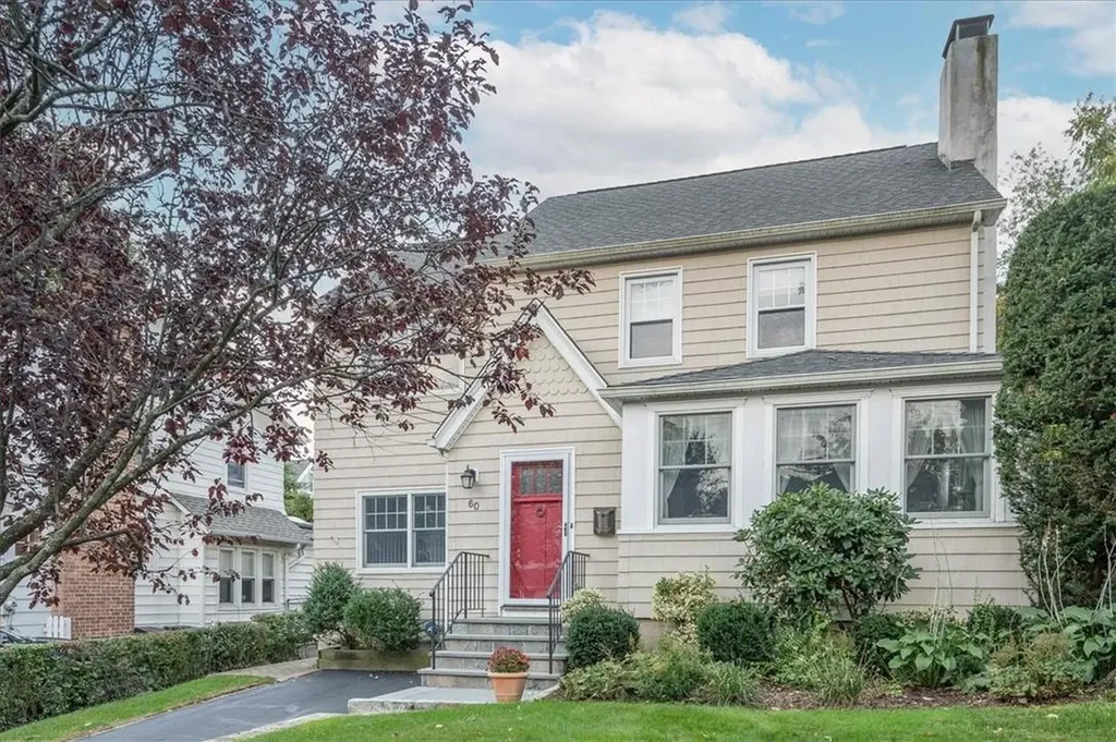 60 Hillcrest Avenue Larchmont NY 10538