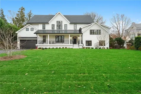 1007 Esplanade Pelham NY 10803
