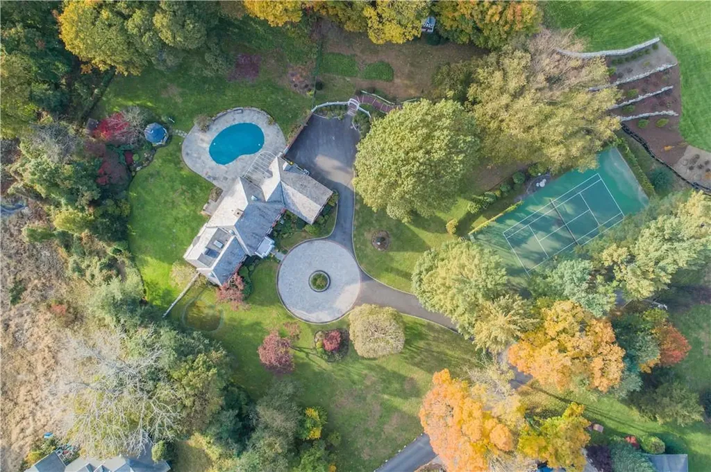 8 Pilgrim Road Rye NY 10580