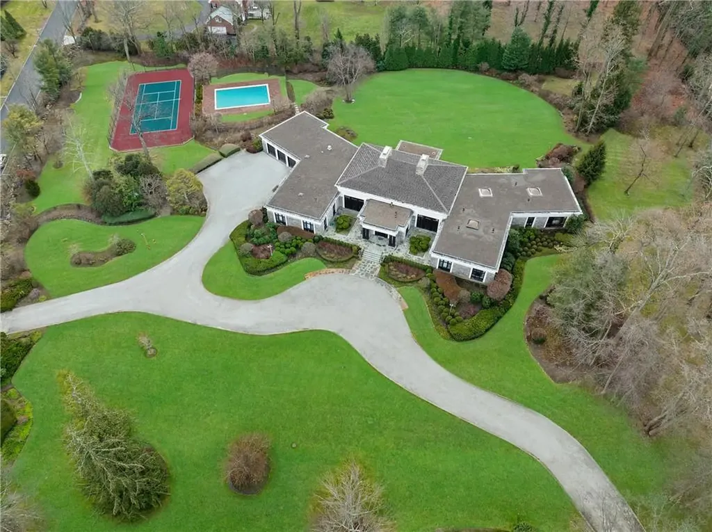 20 Heathcote Road Scarsdale NY 10583