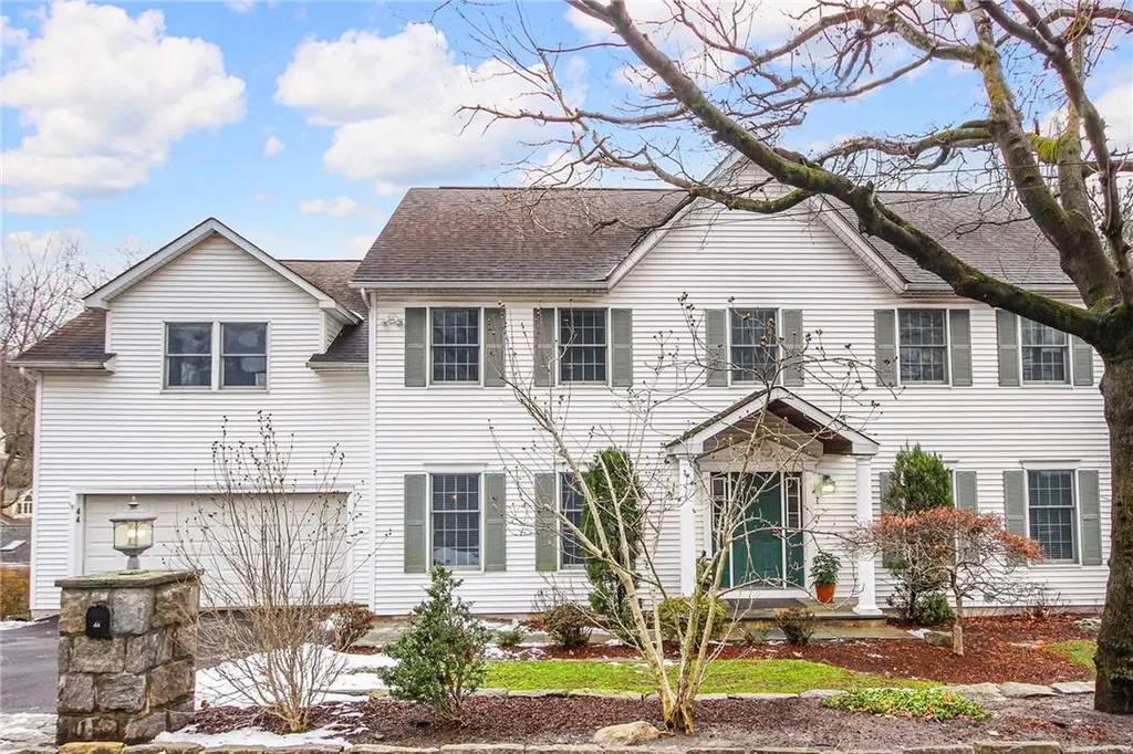 44 Eiler Lane Irvington NY 10533