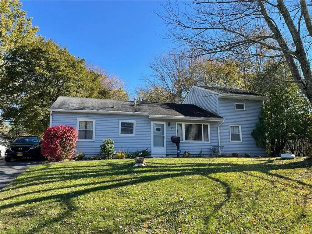 18 Peter Cooper Drive Poughkeepsie NY 12601
