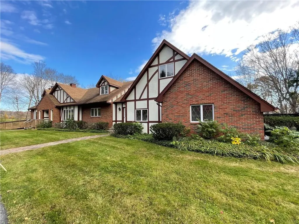50 Allen Road Salt Point NY 12578