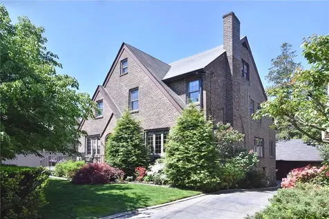 241 Devoe Avenue Yonkers NY 10705