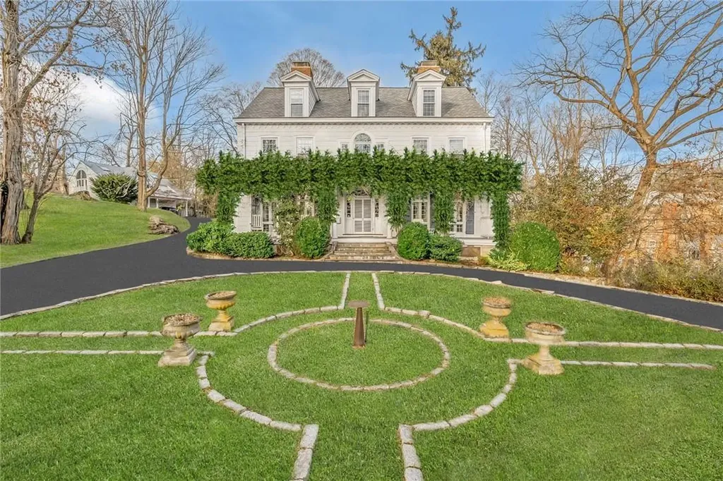 8 Sharon Lane Scarsdale NY 10583