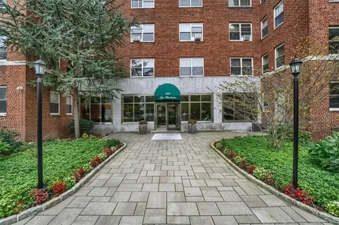 900 Palmer Road Bronxville NY 10708
