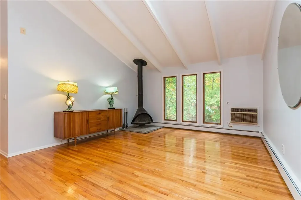 58 Mountainview Avenue Nyack NY 10960