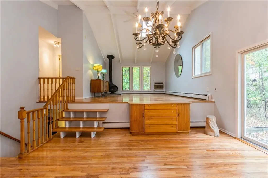 58 Mountainview Avenue Nyack NY 10960