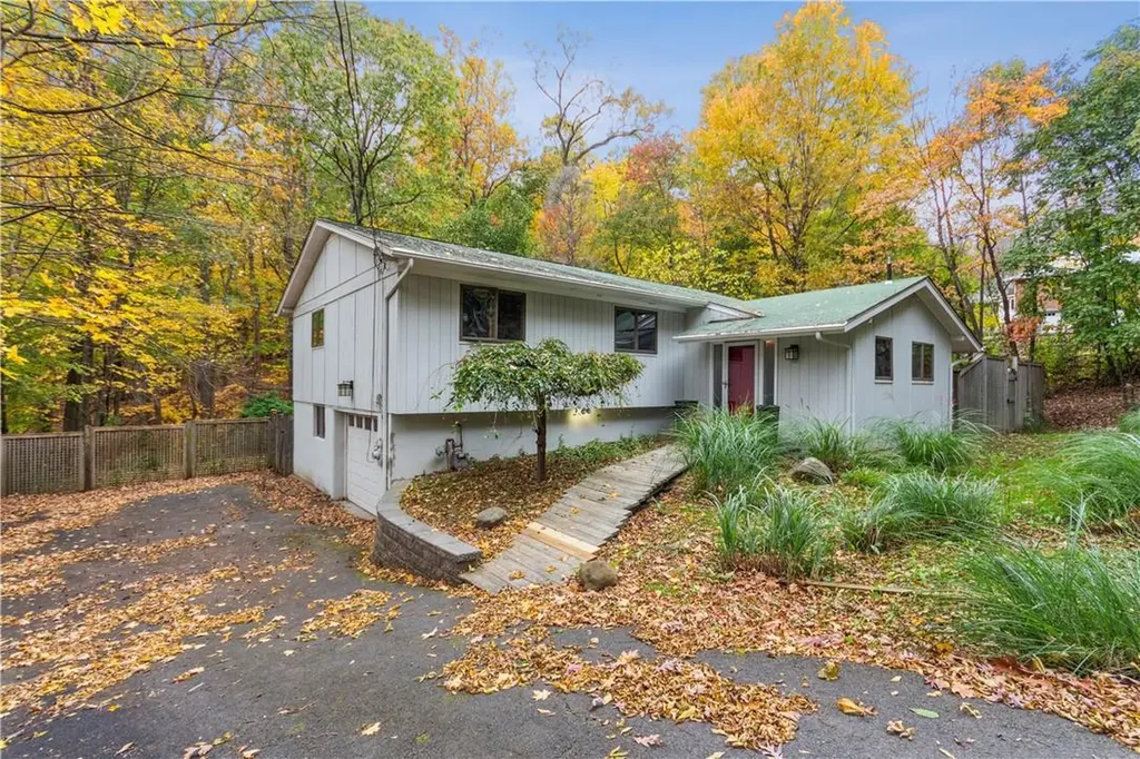 58 Mountainview Avenue Nyack NY 10960