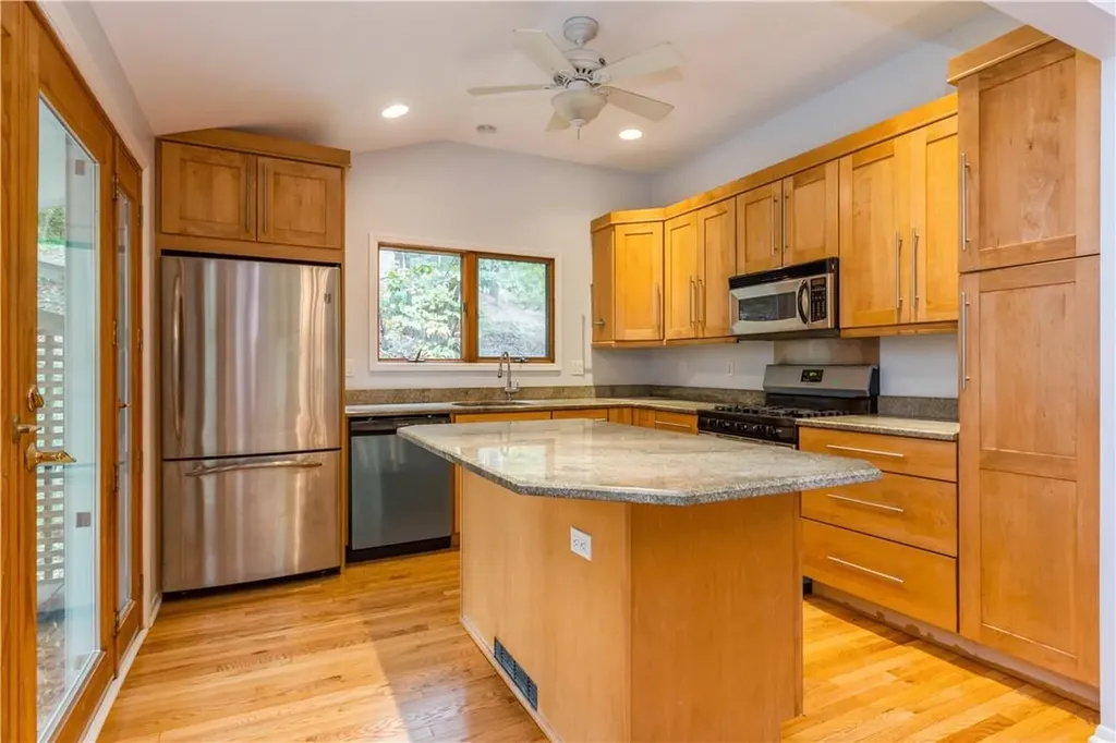 58 Mountainview Avenue Nyack NY 10960
