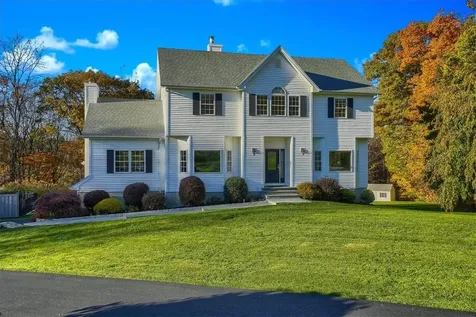 19 Julia Court Mahopac NY 10541