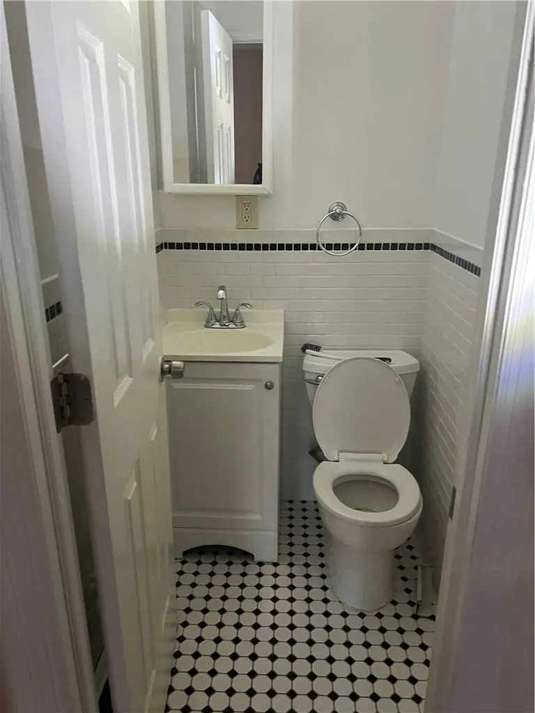 267 Sumpter Street Brooklyn NY 11233