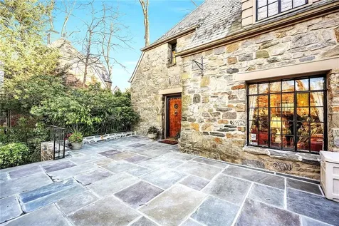 52 Charlotte Place Hartsdale NY 10530