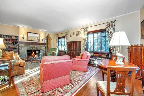 52 Charlotte Place Hartsdale NY 10530