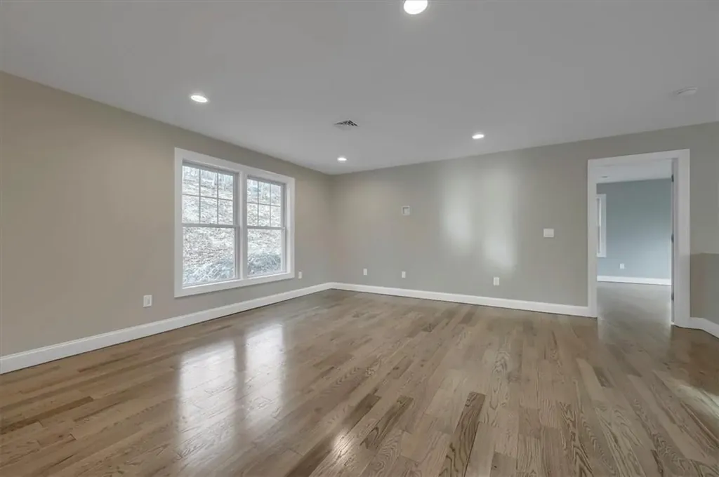16 Bangall Road Patterson NY 12563