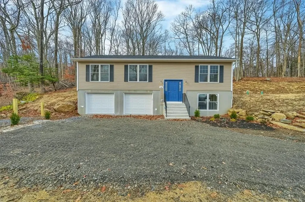 16 Bangall Road Patterson NY 12563