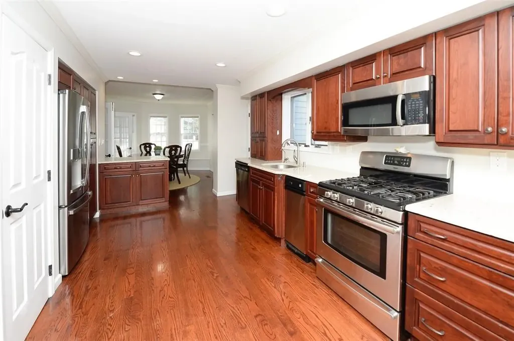 104 E Park Avenue Pearl River NY 10965
