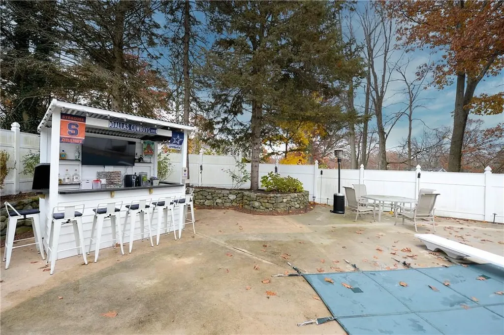 104 E Park Avenue Pearl River NY 10965