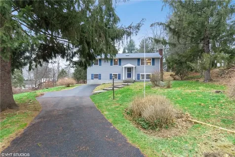 35 Plum Road Mahopac NY 10541