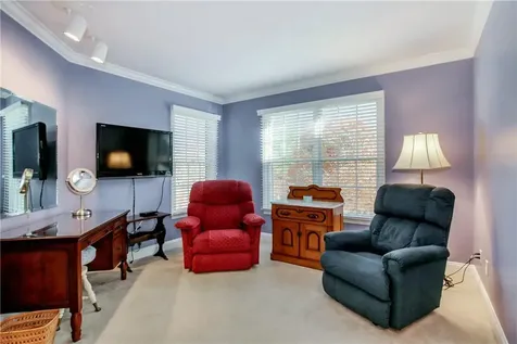 15 Eagle Court White Plains NY 10605