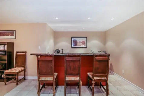 15 Eagle Court White Plains NY 10605