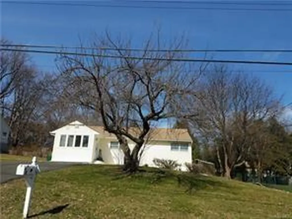 6 Miele Road Monsey NY 10952
