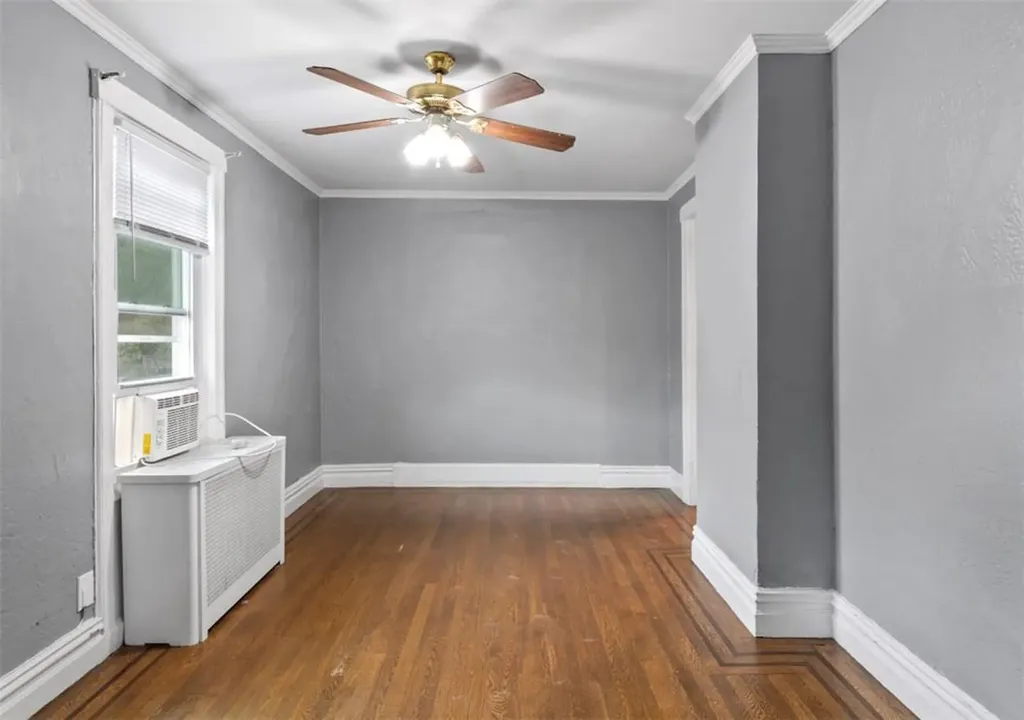517 E 234th Street Bronx NY 10470