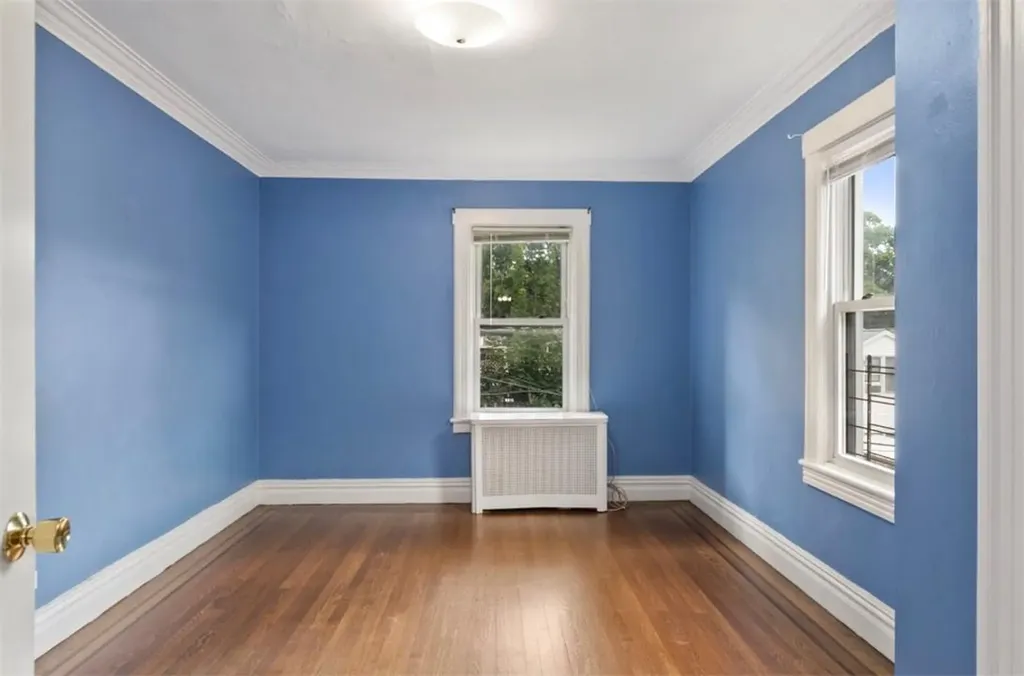517 E 234th Street Bronx NY 10470