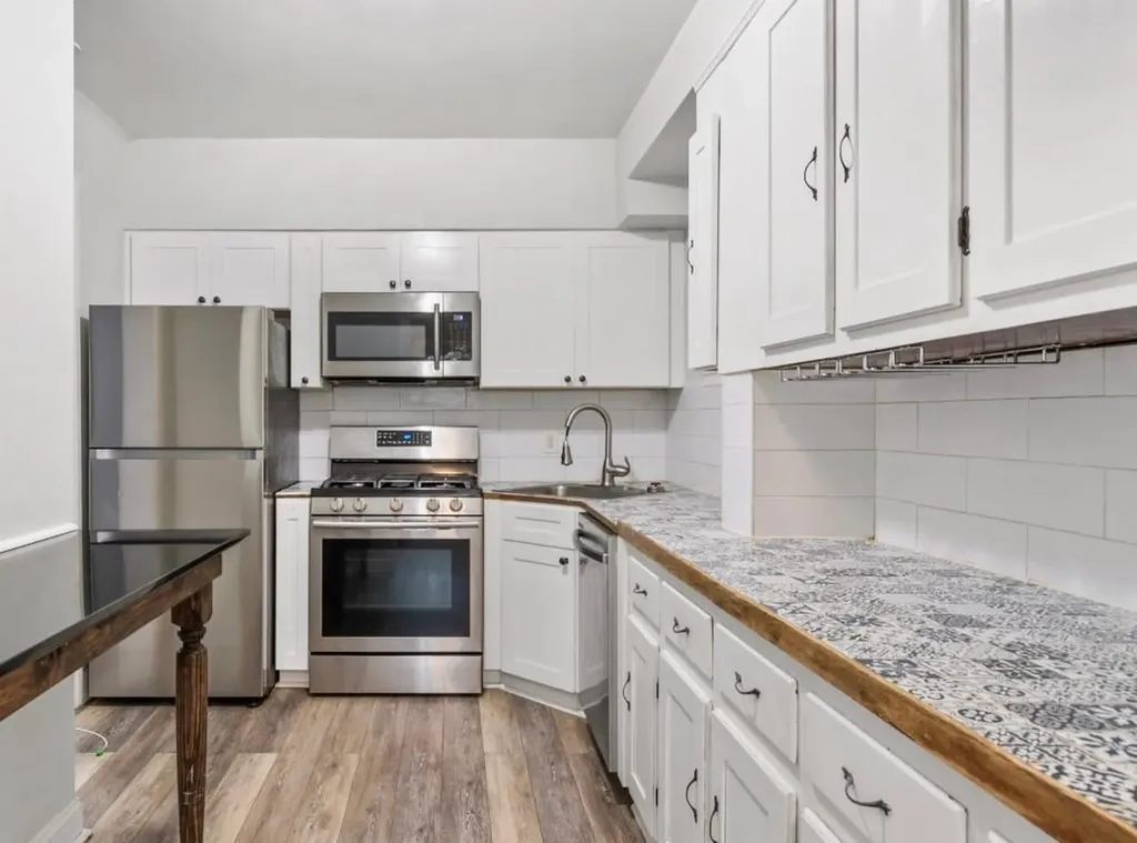 517 E 234th Street Bronx NY 10470