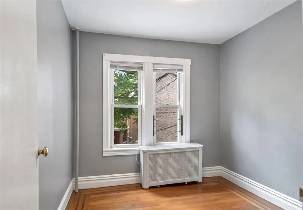 517 E 234th Street Bronx NY 10470