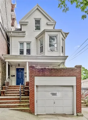517 E 234th Street Bronx NY 10470
