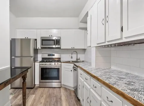 517 E 234th Street Bronx NY 10470