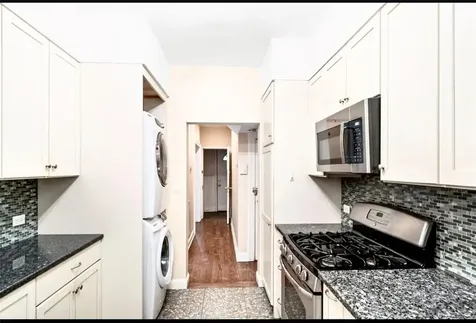 517 E 234th Street Bronx NY 10470