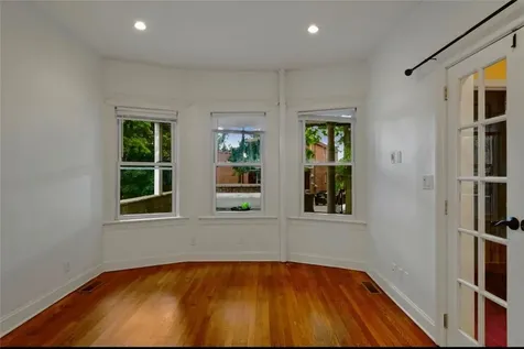 517 E 234th Street Bronx NY 10470