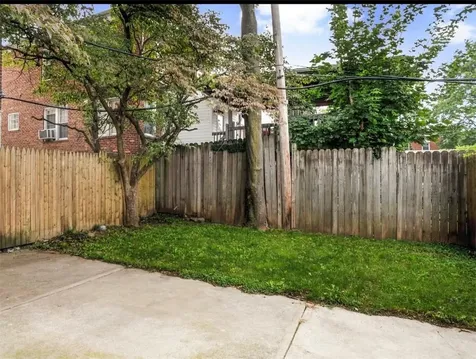 517 E 234th Street Bronx NY 10470