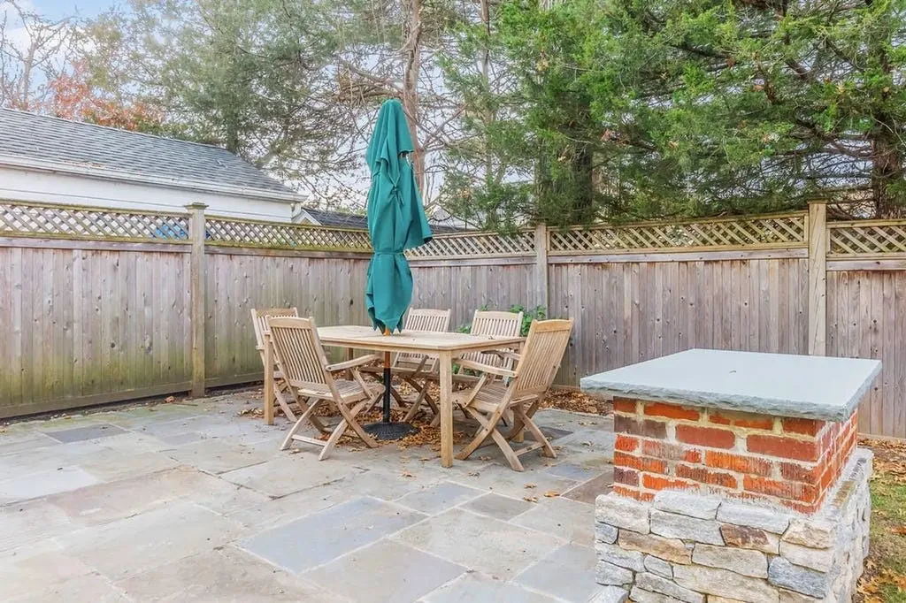 7 Shelley Avenue Valhalla NY 10595