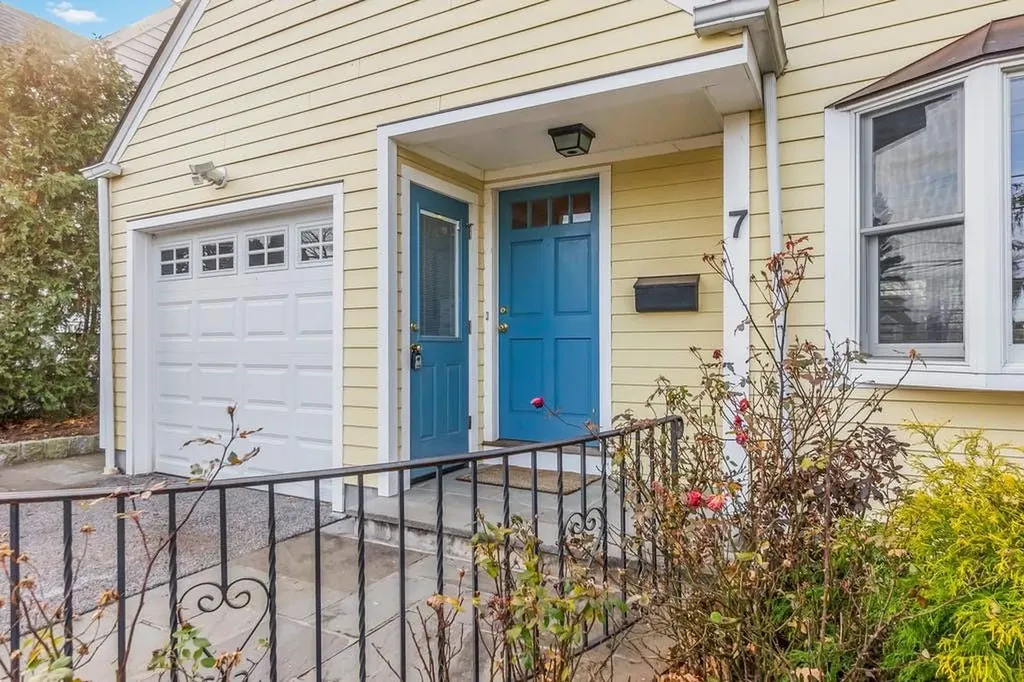 7 Shelley Avenue Valhalla NY 10595