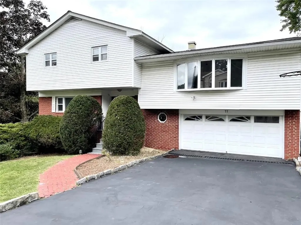11 Balmoral Crescent White Plains NY 10607